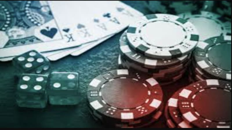 Phân tích sự khác biệt giữa Poker và các trò chơi khác
